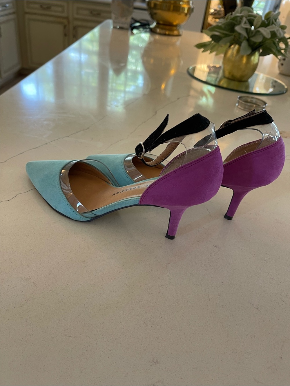 Chinese laundry pumps in a size 6 1/2 - 7 in good  condition.